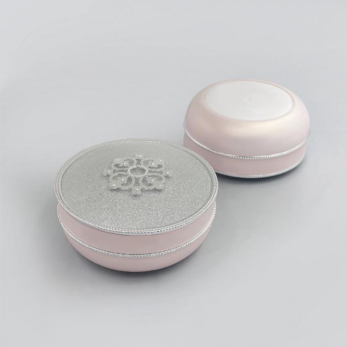 Round Cosmetic Packaging Case for Travel with Light to Medium Coverage 0